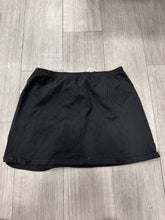 Load image into Gallery viewer, Brandy Melville Short Skirt Size Extra Small
