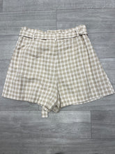 Load image into Gallery viewer, Zara Shorts Size Extra Large
