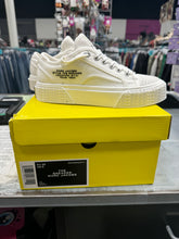Load image into Gallery viewer, Marc Jacobs Womens Athletic Shoes Womens 5
