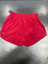 Load image into Gallery viewer, Lulu Athletic Shorts Size Medium
