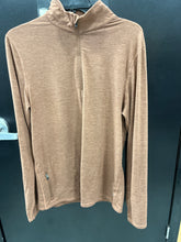 Load image into Gallery viewer, Vuori Athletic Jacket Size Small
