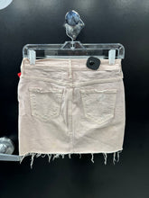 Load image into Gallery viewer, Mother Skirt Size Extra Small
