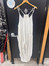 Load image into Gallery viewer, Free People Maxi Dress Size Small
