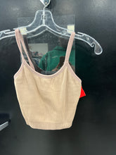 Load image into Gallery viewer, Set Active Athletic Top Size Small 908
