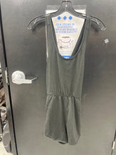 Load image into Gallery viewer, Vuori Dress Size Small
