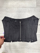 Load image into Gallery viewer, With Jean Size: M
