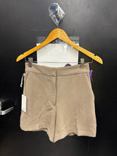 Load image into Gallery viewer, NWT Wilfred Shorts Size 2 6794
