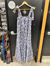 Load image into Gallery viewer, Victoria Dunn Maxi Dress Size Large
