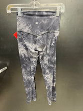 Load image into Gallery viewer, Lulu Lemon Athletic Pants Size 2 (26) 807
