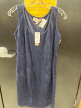 Load image into Gallery viewer, Philosophy size 8
