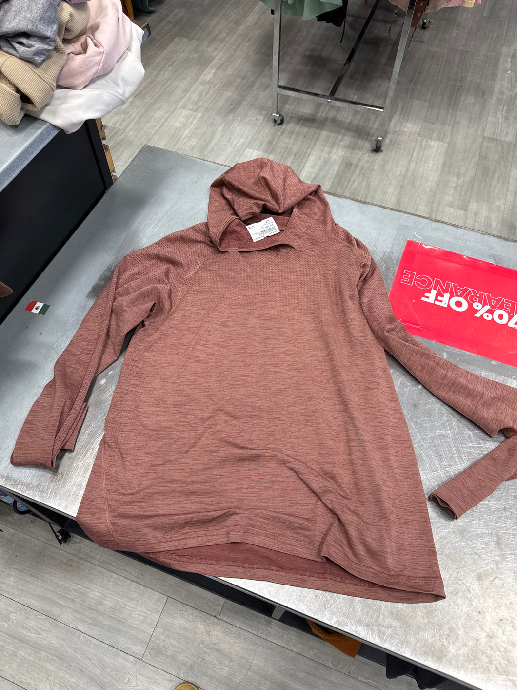 Lulu Lemon Athletic Top Size Medium