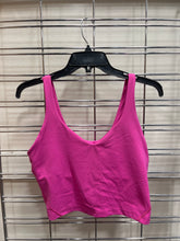 Load image into Gallery viewer, Lulu Lemon Tank Top Size Small 531
