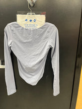 Load image into Gallery viewer, Skims Athletic Top Size Small
