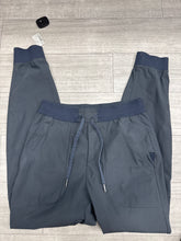 Load image into Gallery viewer, Lulu Lemon Athletic Pants Size Small
