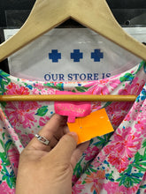 Load image into Gallery viewer, Lilly Pulitzer Dress Size Large 111
