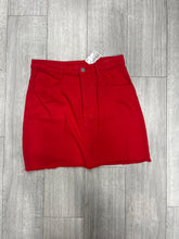 Load image into Gallery viewer, Brandy Melville Short Skirt Size Medium
