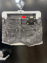Load image into Gallery viewer, miss me  Shorts Size 25
