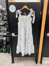 Load image into Gallery viewer, shoshamma Maxi Dress Size 0
