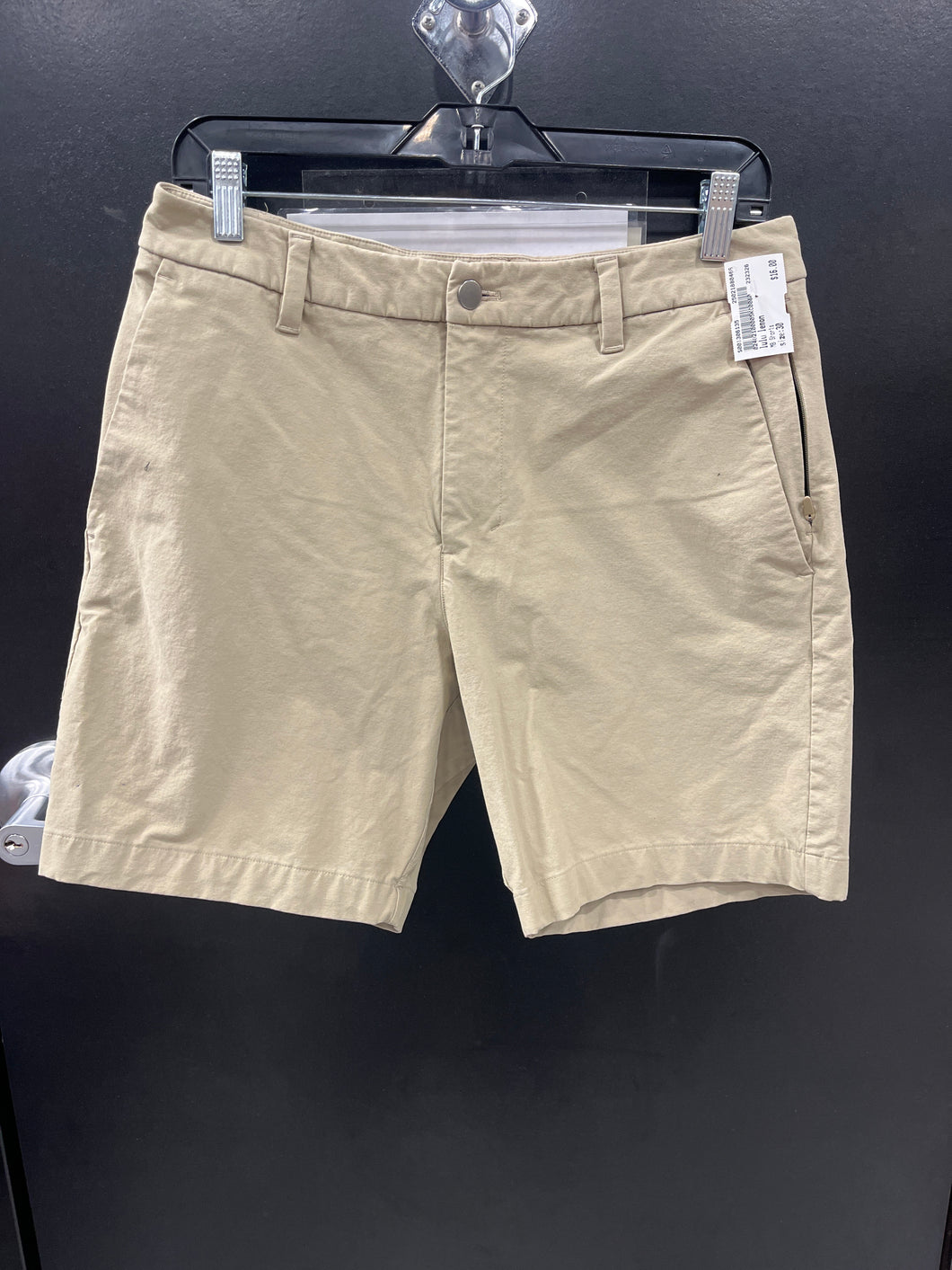 Lulu Lemon Shorts Size 30