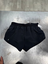 Load image into Gallery viewer, Lululemon Athletic Shorts Size Small 870
