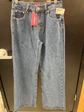 Load image into Gallery viewer, Edikted Denim Size Small

