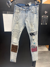 Load image into Gallery viewer, AMIRI Denim Size 29 0119
