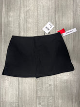 Load image into Gallery viewer, Princess Polly Short Skirt Size Medium
