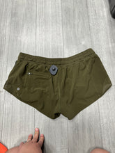 Load image into Gallery viewer, Lulu Lemon Athletic Shorts Size 8
