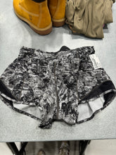 Load image into Gallery viewer, Lulu Lemon Athletic Shorts Size 5/6
