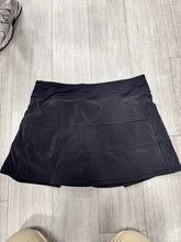 Load image into Gallery viewer, Lulu Lemon Athletic Shorts Size 10
