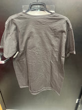 Load image into Gallery viewer, NWT UO T-shirt Size Large 282
