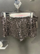 Load image into Gallery viewer, Lioness Short Skirt Size Medium 358

