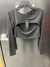 Load image into Gallery viewer, NWT Motel Long Sleeve Top Size Medium
