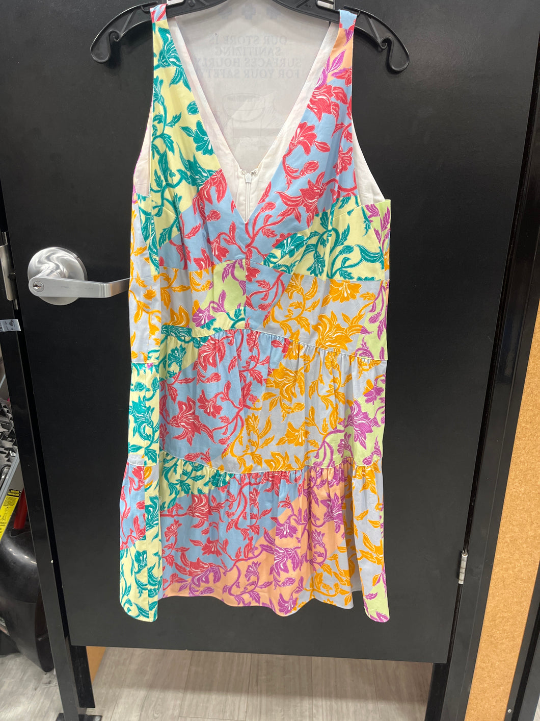 Derek Dress Size Large 7877