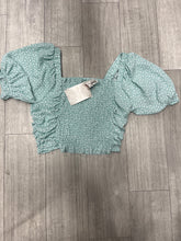 Load image into Gallery viewer, NWT Altar&#39;d State Short Sleeve Top Size Medium
