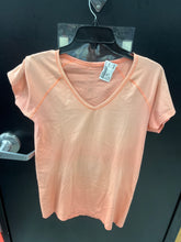 Load image into Gallery viewer, Lulu Lemon Athletic Top Size Medium
