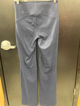 Load image into Gallery viewer, Lululemon Athletic Pants Size 5/6 (28)
