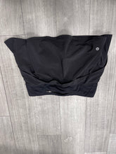 Load image into Gallery viewer, Lulu Lemon Athletic Shorts Size Medium
