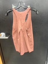 Load image into Gallery viewer, lulu lemon Athletic Top Size Small
