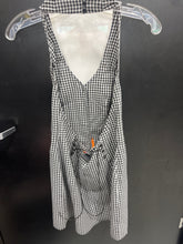 Load image into Gallery viewer, Edikted Dress Size Small
