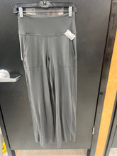 Load image into Gallery viewer, Lululemon Athletic Pants Size 3/4 (27)
