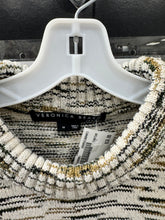Load image into Gallery viewer, Veonica Beard Sweater Size Medium
