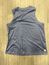 Load image into Gallery viewer, Vuori Tank Top Size Small 107
