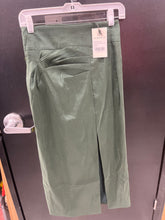 Load image into Gallery viewer, Tuckernuck Dress Size Extra Small
