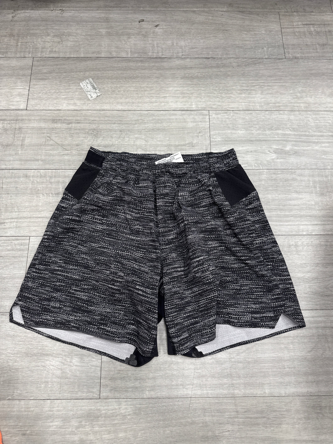 Lulu Lemon Athletic Short Size Small