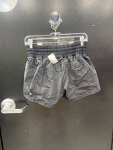 Load image into Gallery viewer, Lulu Lemon Athletic Shorts Size 7/8
