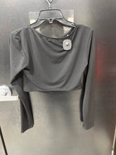 Load image into Gallery viewer, NWT Motel Long Sleeve Top Size Medium
