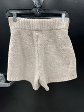Load image into Gallery viewer, Skims Shorts Size Small
