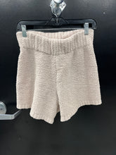 Load image into Gallery viewer, Skims Shorts Size Small

