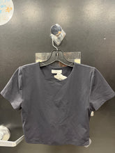 Load image into Gallery viewer, Babaton Short Sleeve Top Size Large
